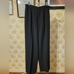 CASUAL CORNER SIZE 8 BLACK DRESS PANTS